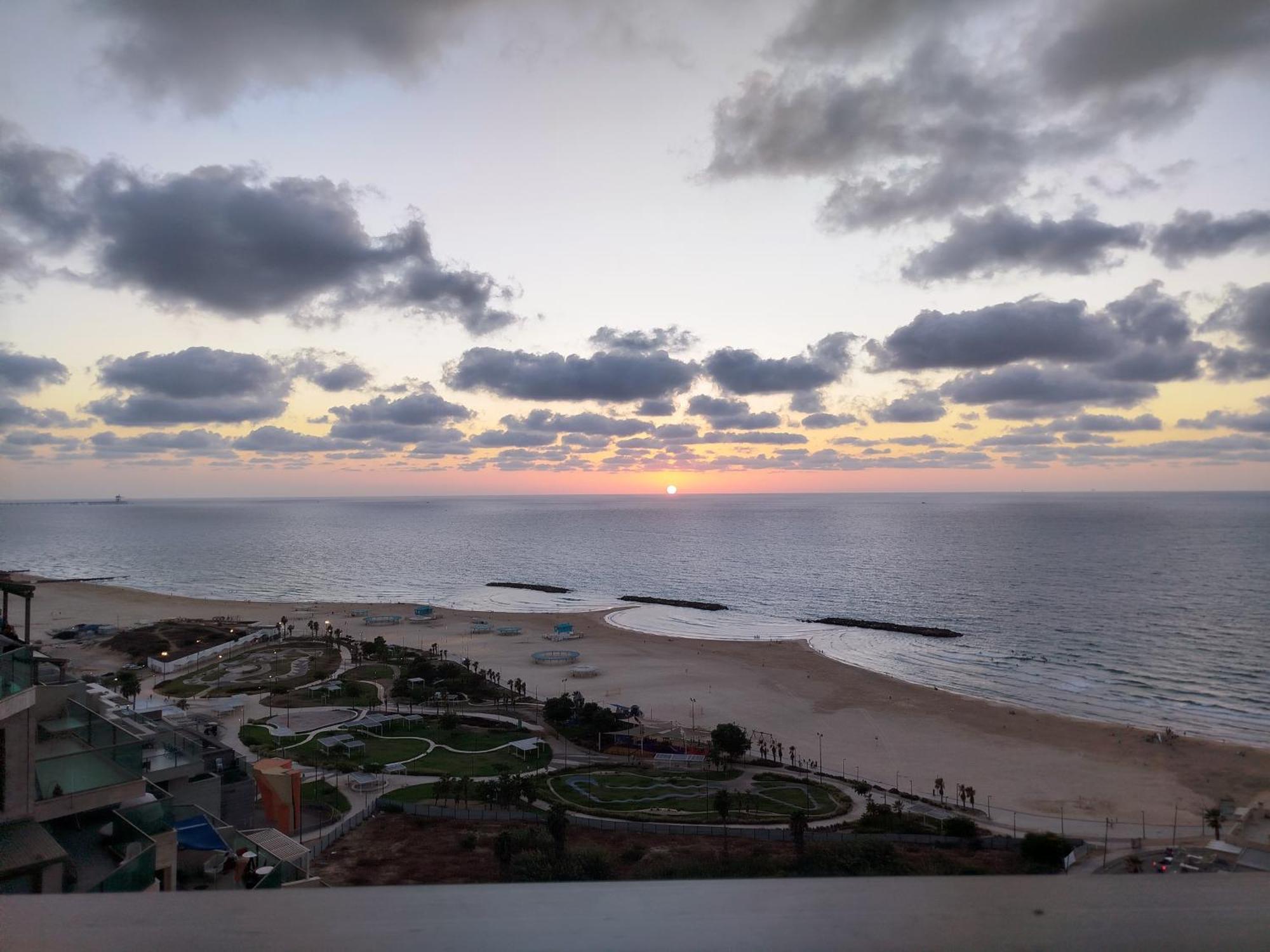 Sunset Suite Sea&Sky Ашкелон Экстерьер фото